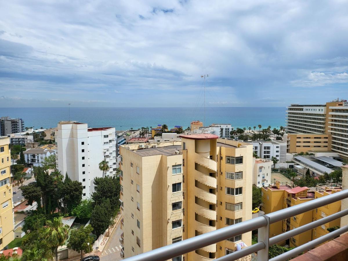 Vistas Azules -- Remodeled, Large Terrace, Spectacular Ocean Views And Beach Level Access Torremolinos Exteriör bild
