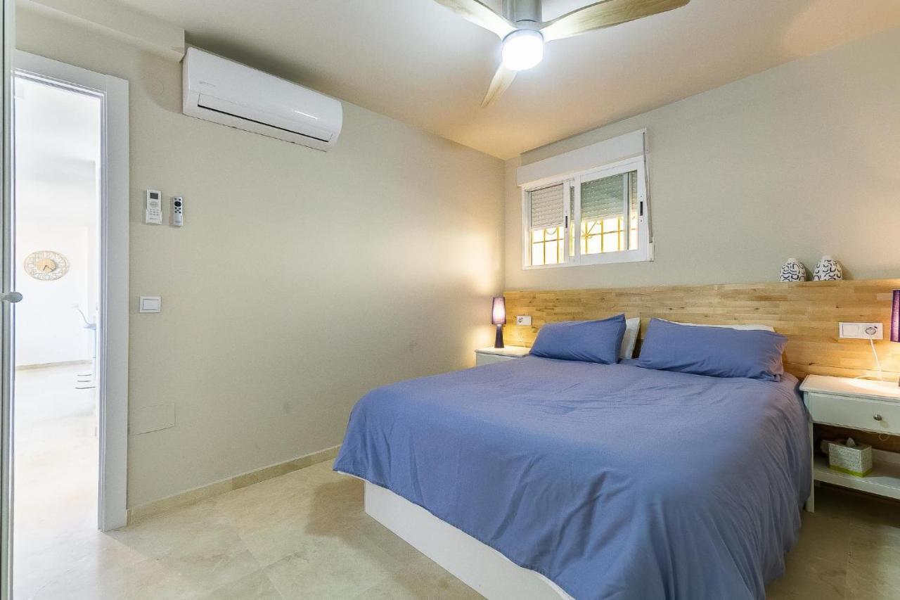 Vistas Azules -- Remodeled, Large Terrace, Spectacular Ocean Views And Beach Level Access Torremolinos Exteriör bild